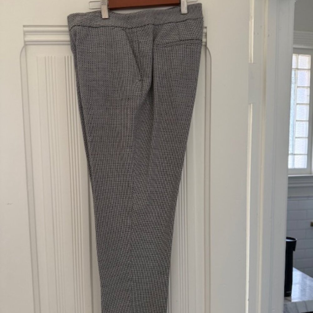 Halogen slacks in perfect condition